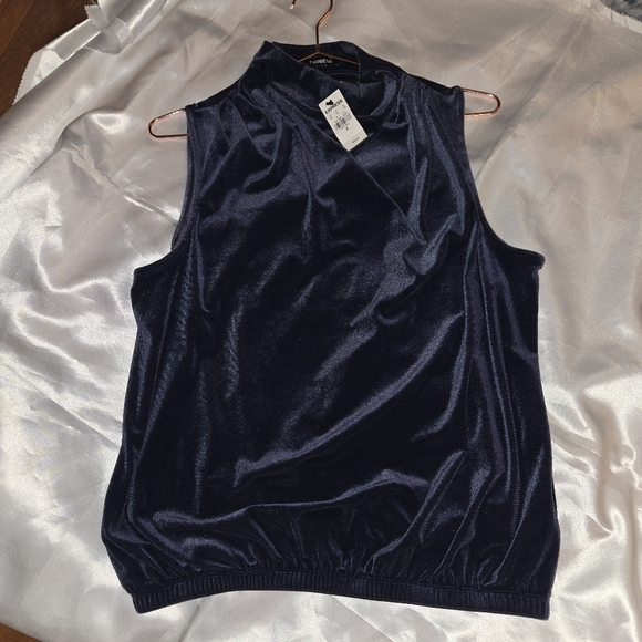 Express Women's Velveteen Sleeveless Shells - Navy, Gray, and Black - Picture 10 of 12